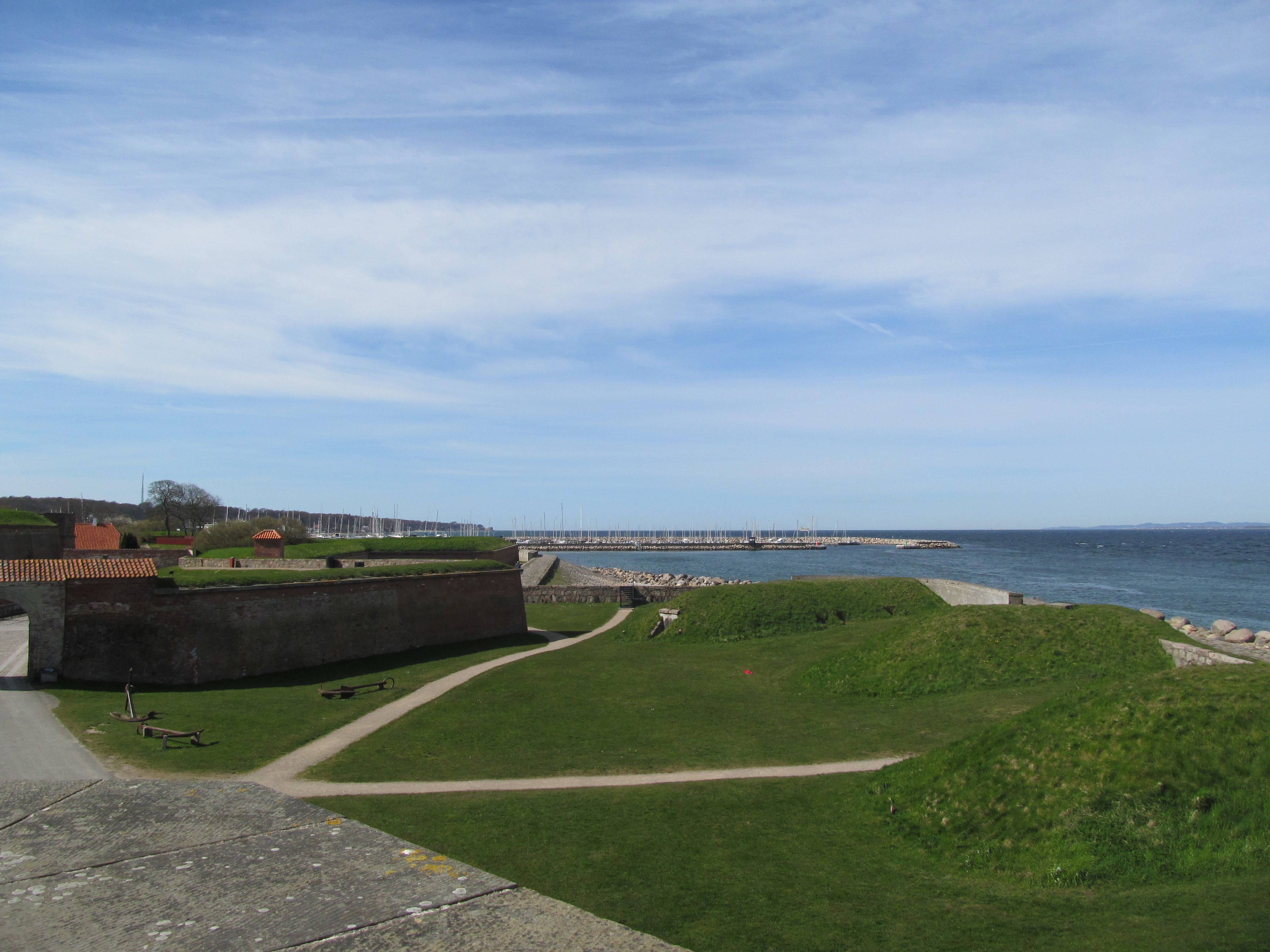丹麦碾压瑞典,格纳布里惊艳世界 丹麦碾压瑞典,格纳布里惊艳世界