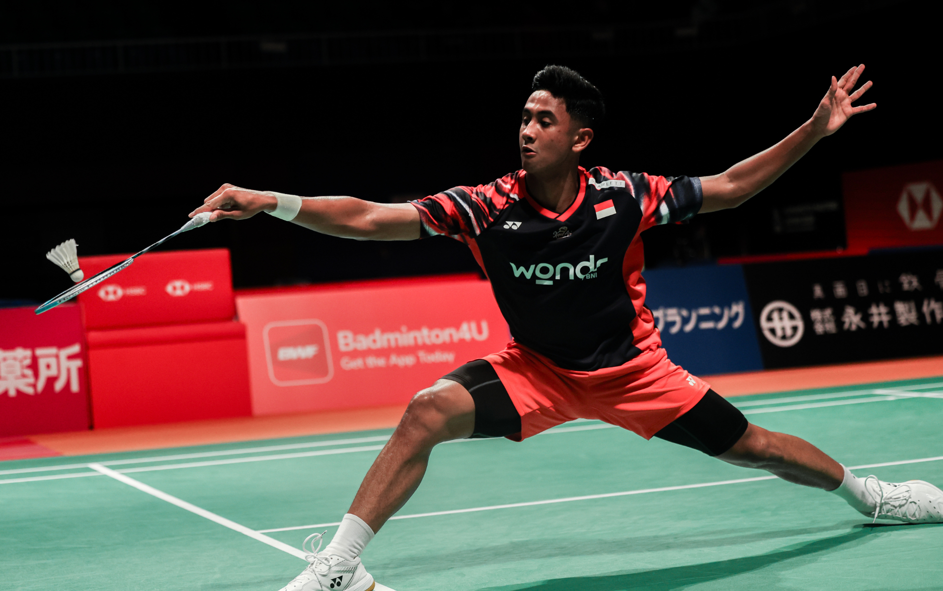 关于印尼羽毛球队完胜韩国羽毛球队，安赛龙完成帽子戏法的信息