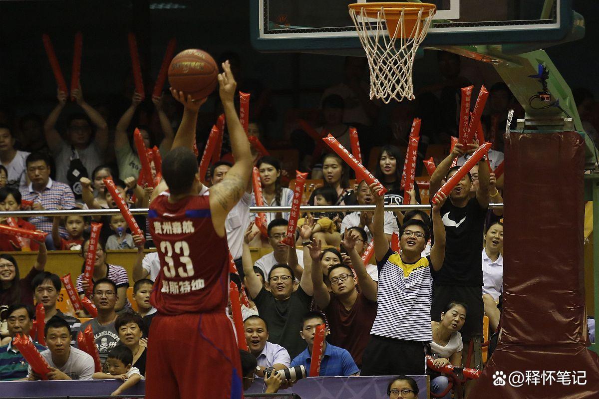 猛龙绝杀尼日利亚男篮，保罗三分雨点燃全场