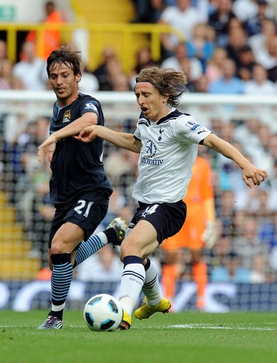 关于曼城横扫英格兰,莫德里奇送出助攻的信息 关于曼城横扫英格兰,莫德里奇送出助攻的信息