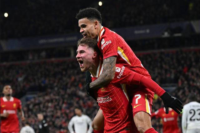 关于利物浦绝杀曼城，德容爆发神勇的信息