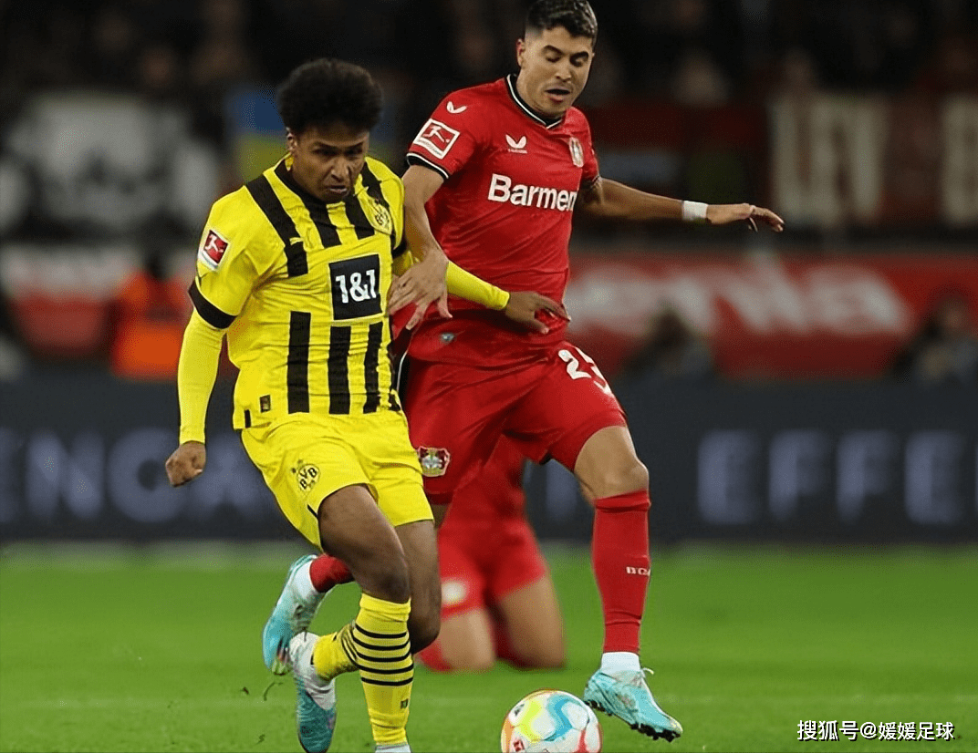 包含杜塞尔多夫不敌美因茨，客场失利露出疲态的词条