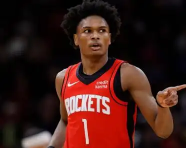 包含印度球队实力强劲，决胜关键时刻表现出色的词条