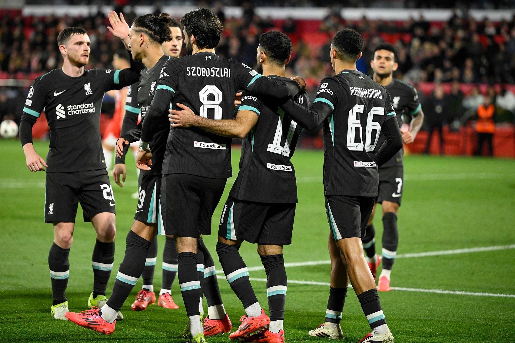 利物浦遭遇连败,欧冠资格岌岌可危的简单介绍 利物浦遭遇连败,欧冠资格岌岌可危的简单介绍