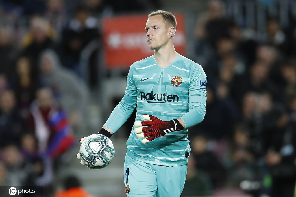 包含韩国强势塞维利亚，特尔施特根制霸全场的词条